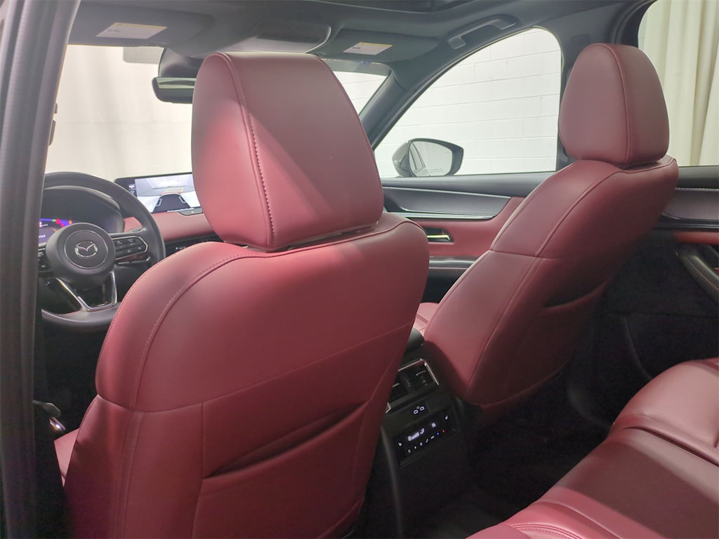 Thumbnail: 2025 Mazda CX-70 - 11