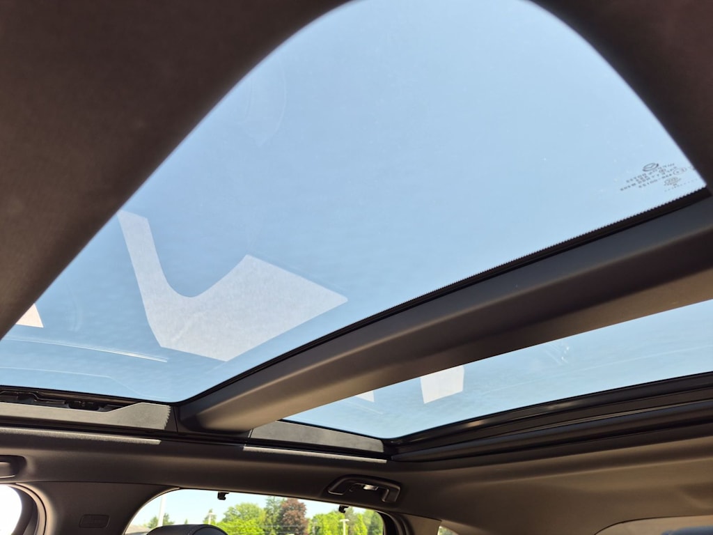 Thumbnail: 2025 Mazda CX-70 - 27