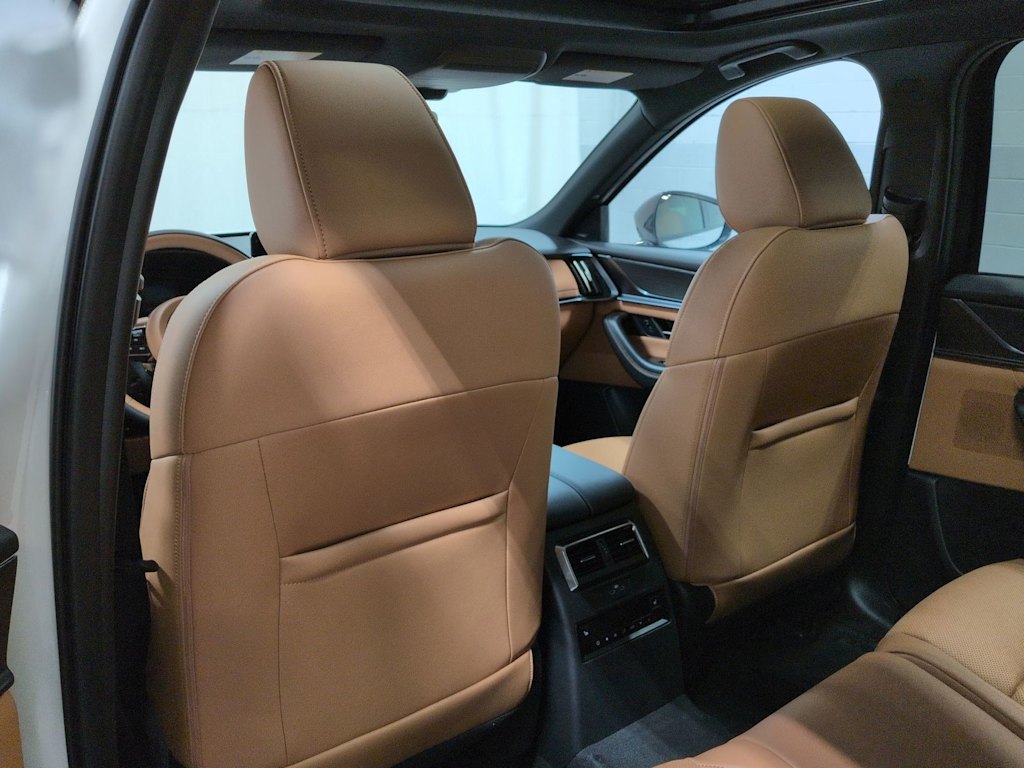Thumbnail: 2026 Mazda CX-70 - 13