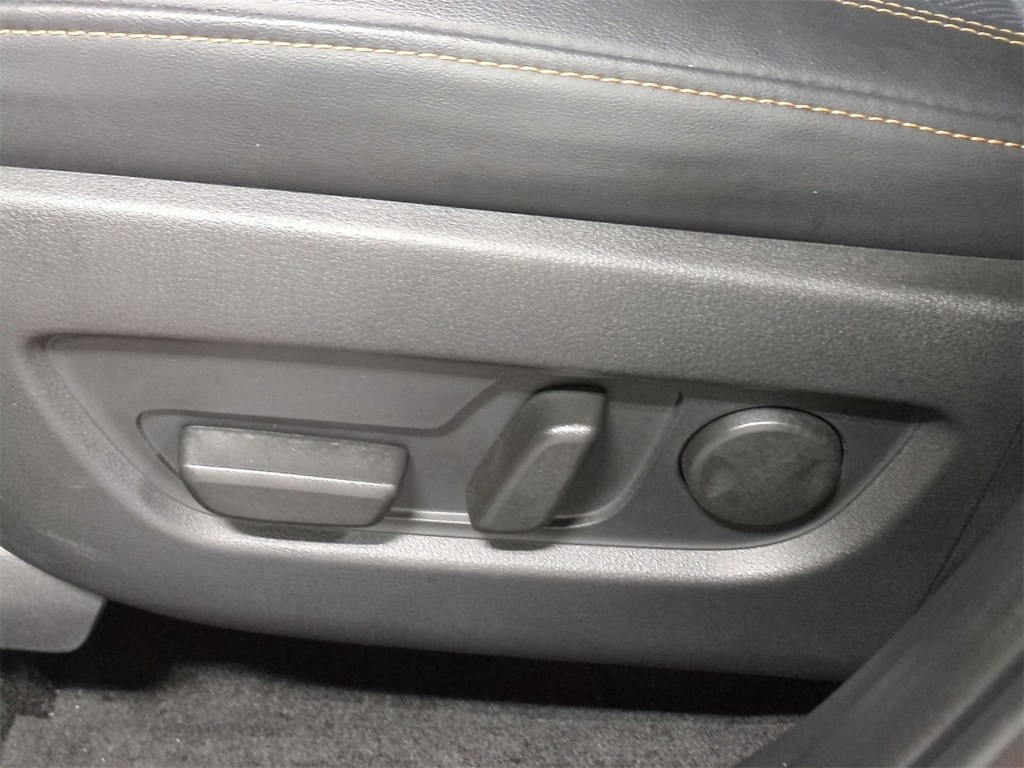 Thumbnail: 2025 Mazda CX-70 - 24