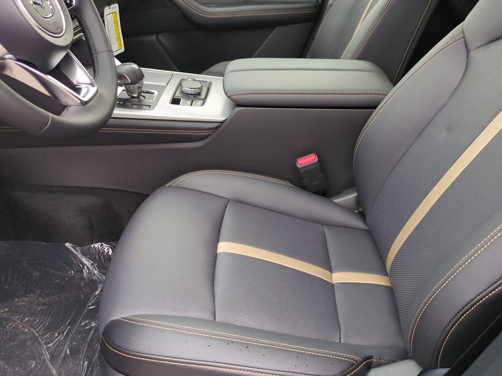 Thumbnail: 2026 Mazda CX-90 - 10