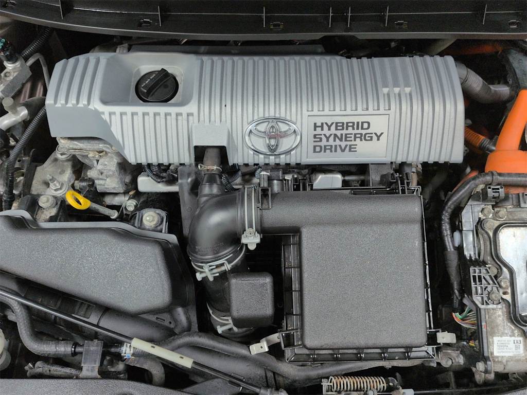Thumbnail: 2017 Toyota Prius v - 9