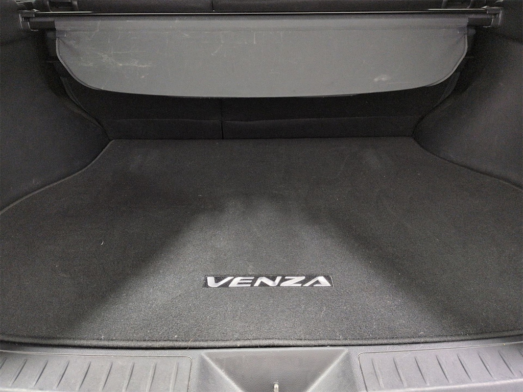 Thumbnail: 2021 Toyota Venza - 18