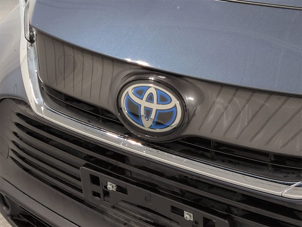 Thumbnail: 2021 Toyota Venza - 7