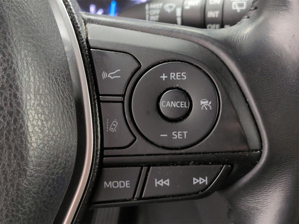 Thumbnail: 2021 Toyota Venza - 30