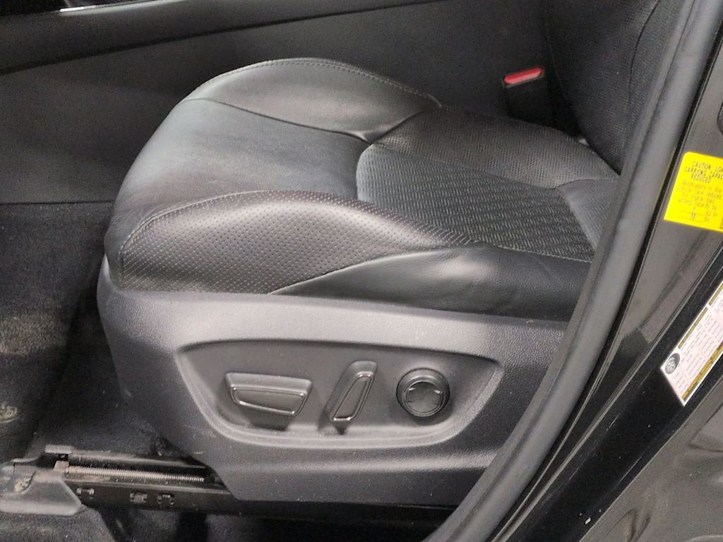 Thumbnail: 2020 Toyota C-HR - 26