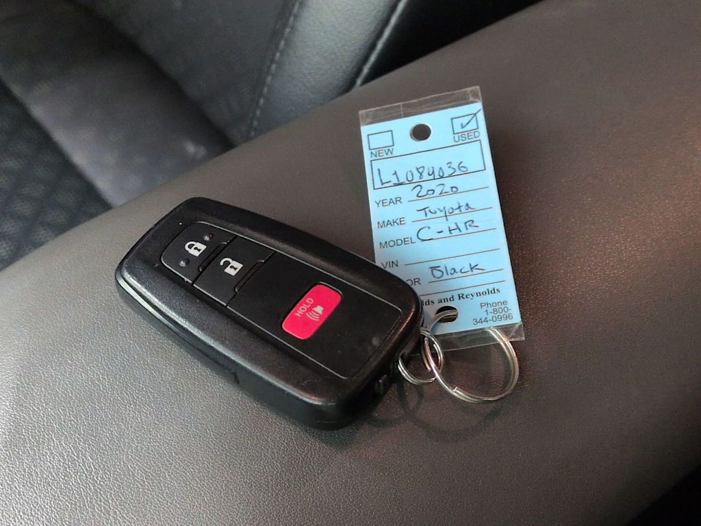 Thumbnail: 2020 Toyota C-HR - 18