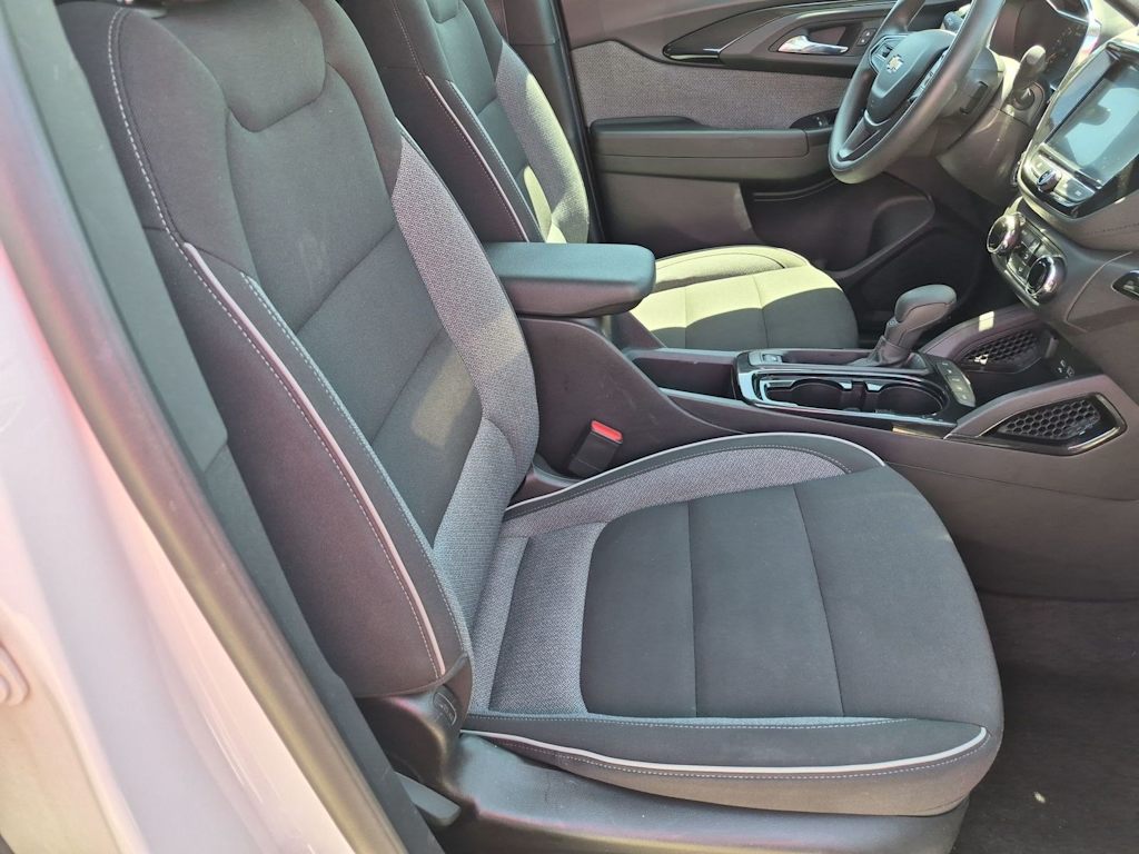Thumbnail: 2023 Chevrolet TrailBlazer - 11