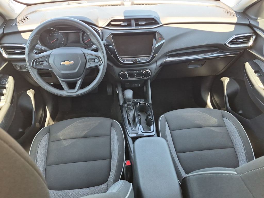 Thumbnail: 2023 Chevrolet TrailBlazer - 9
