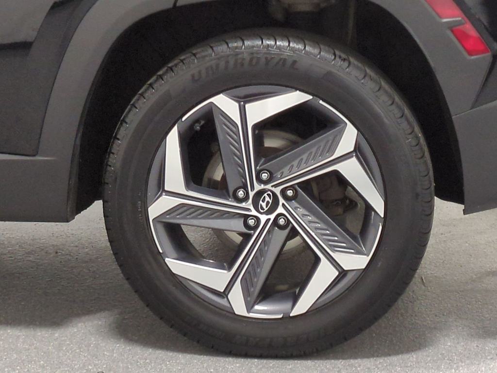 Thumbnail: 2022 Hyundai Tucson - 8