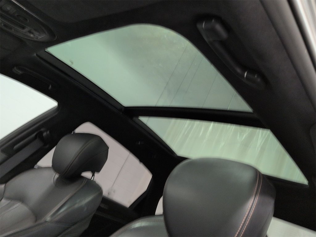 Thumbnail: 2018 Genesis G80 - 28