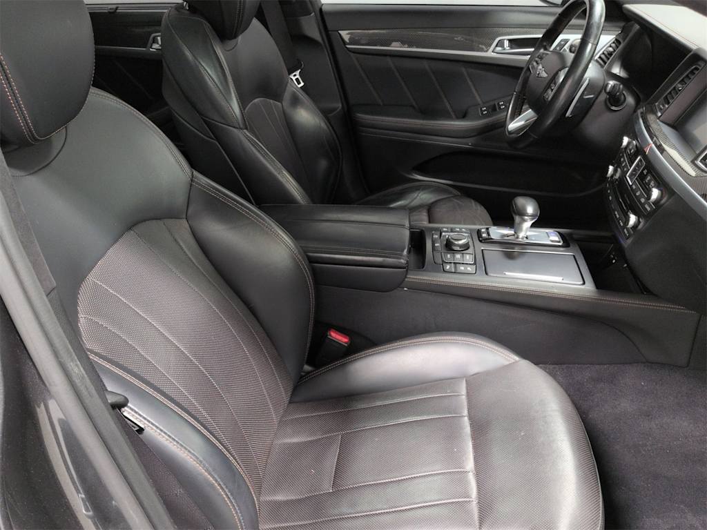 Thumbnail: 2018 Genesis G80 - 12