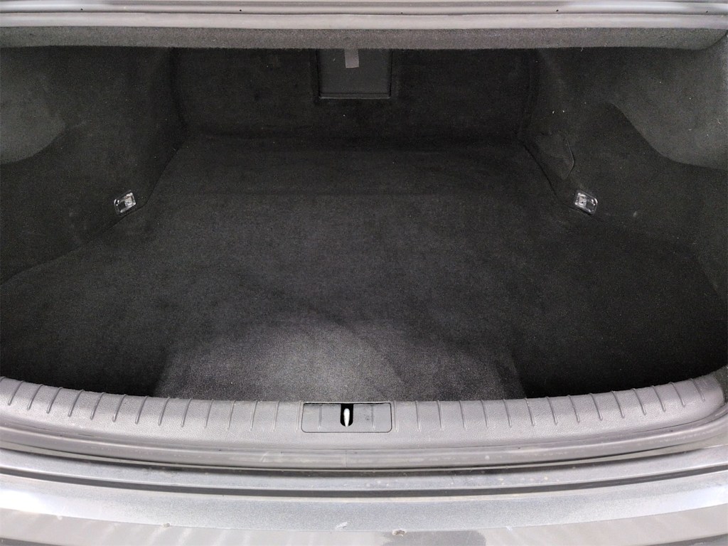 Thumbnail: 2018 Genesis G80 - 39