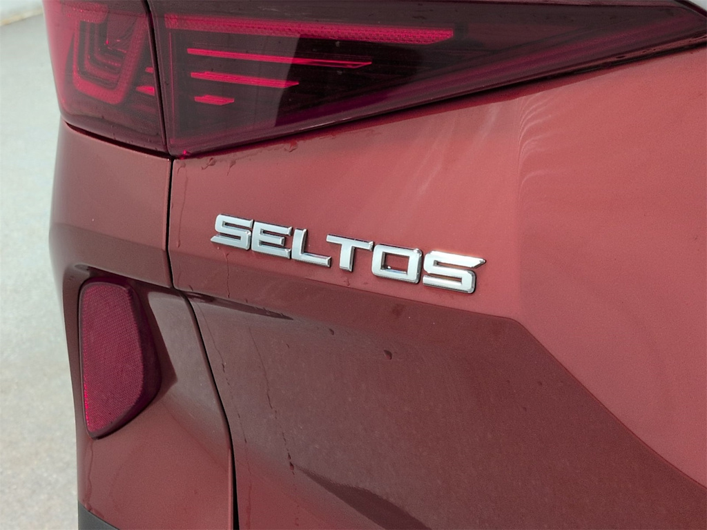 Thumbnail: 2021 Kia Seltos - 7
