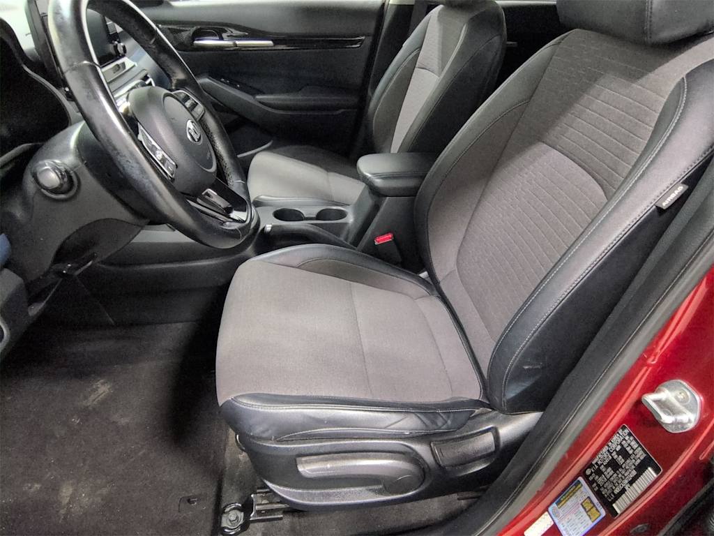 Thumbnail: 2021 Kia Seltos - 11