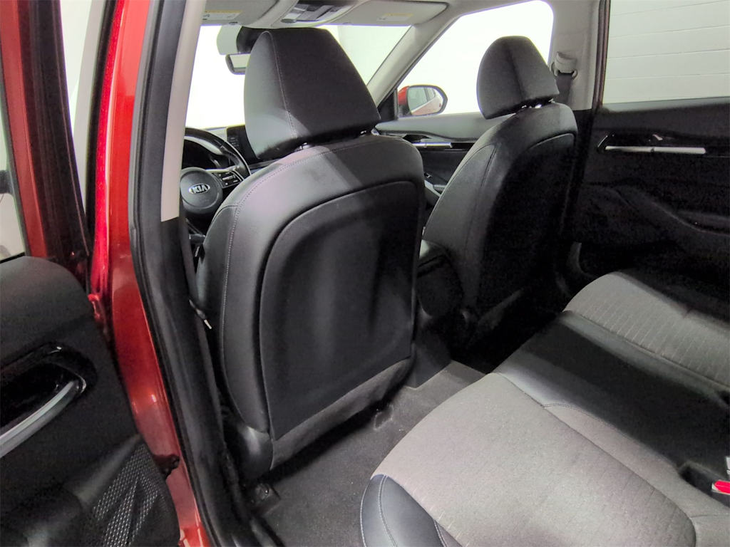 Thumbnail: 2021 Kia Seltos - 13