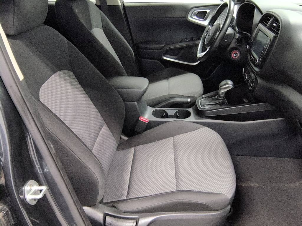 Thumbnail: 2020 Kia Soul - 12