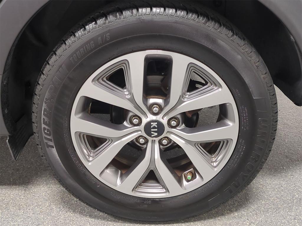 Thumbnail: 2015 Kia Sportage - 8