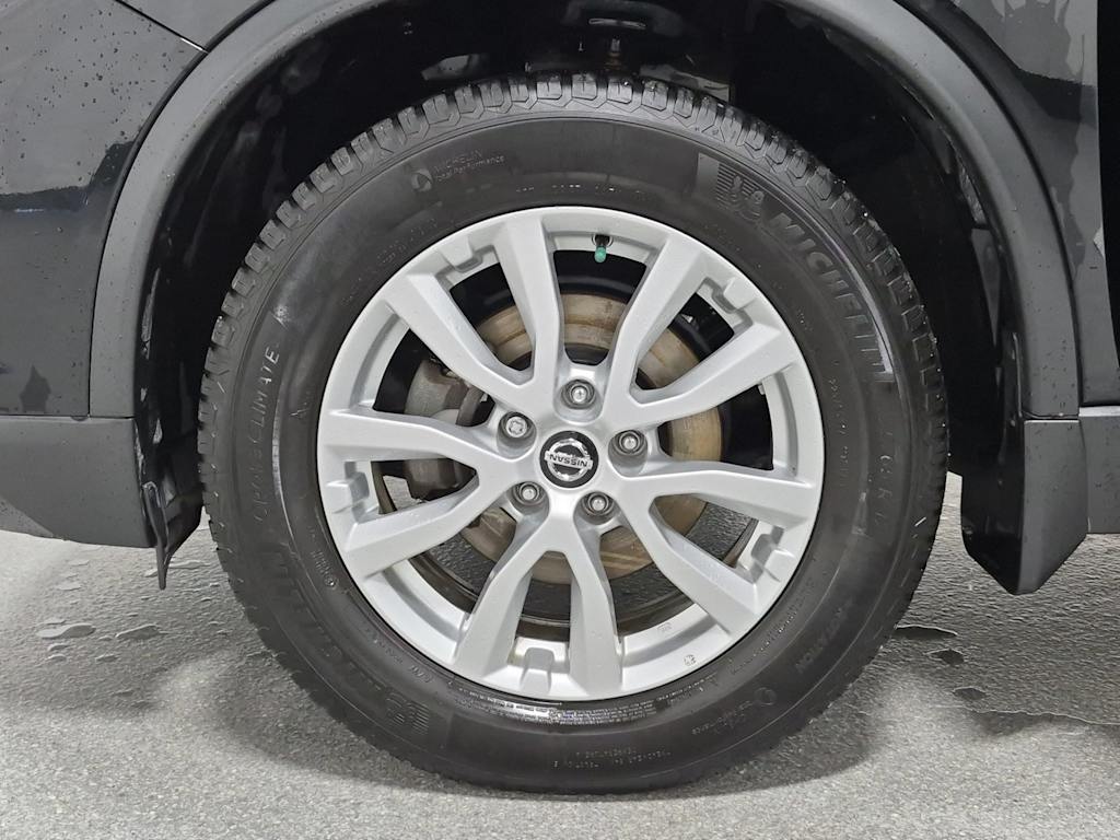 Thumbnail: 2018 Nissan Rogue - 8