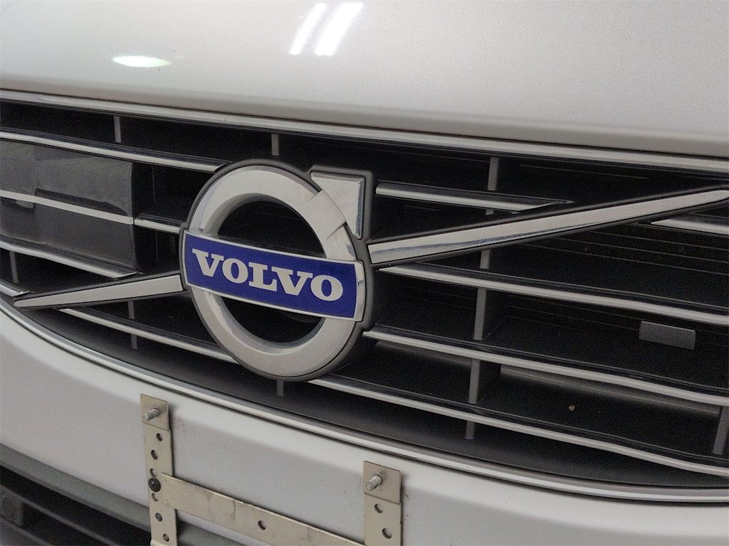 Thumbnail: 2017 Volvo S60 - 7