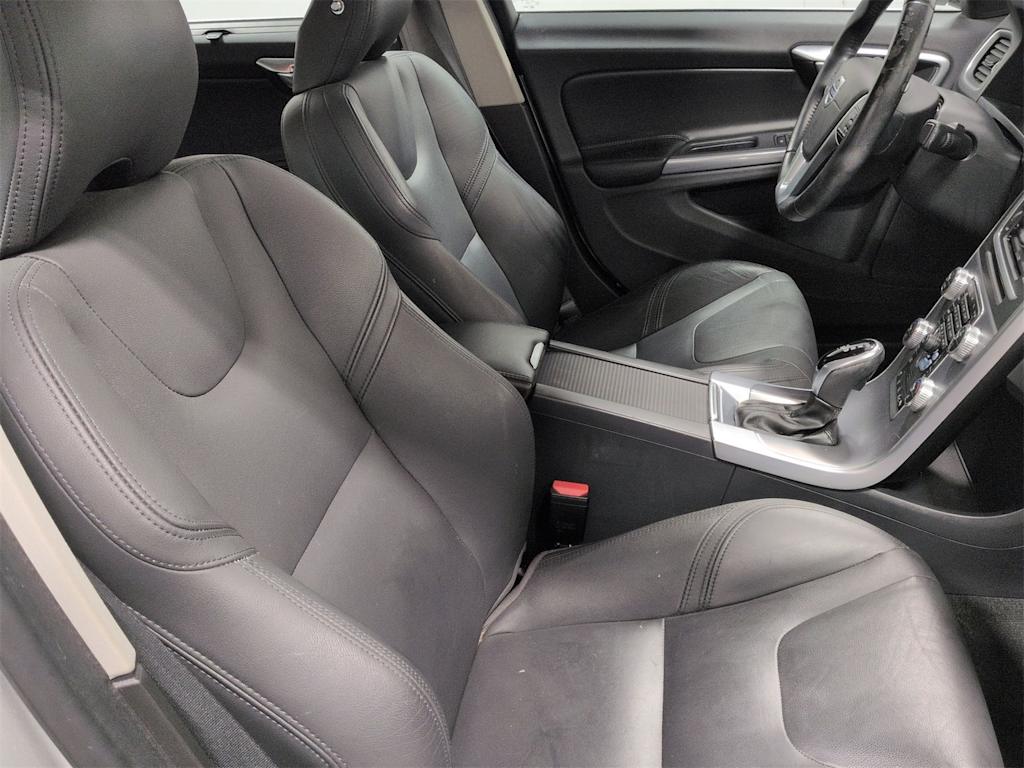 Thumbnail: 2017 Volvo S60 - 12