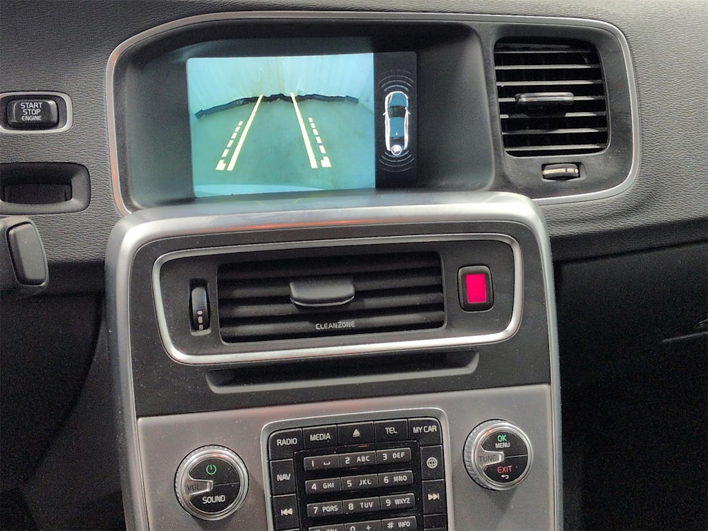 Thumbnail: 2017 Volvo S60 - 37