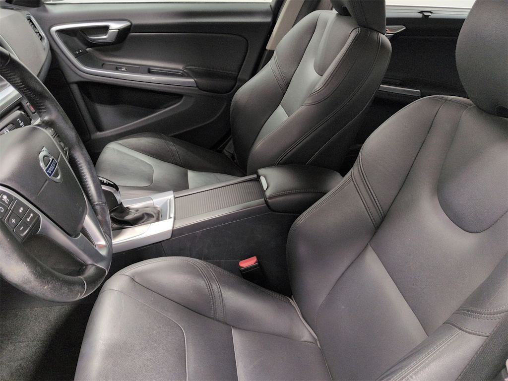 Thumbnail: 2017 Volvo S60 - 11