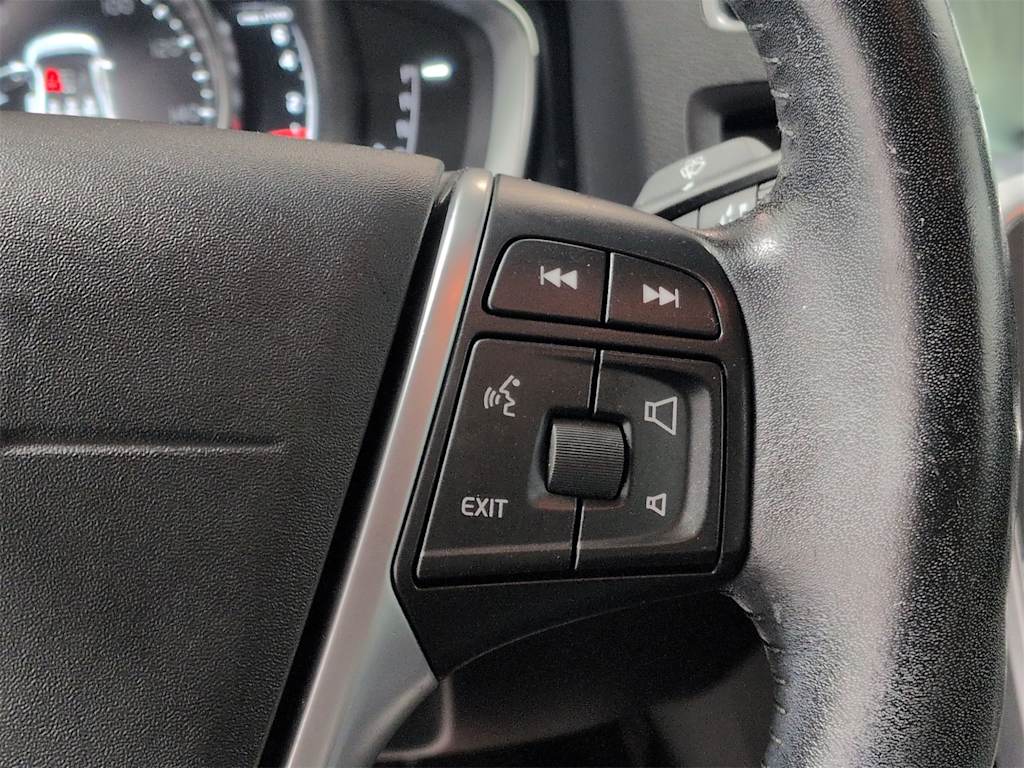 Thumbnail: 2017 Volvo S60 - 33