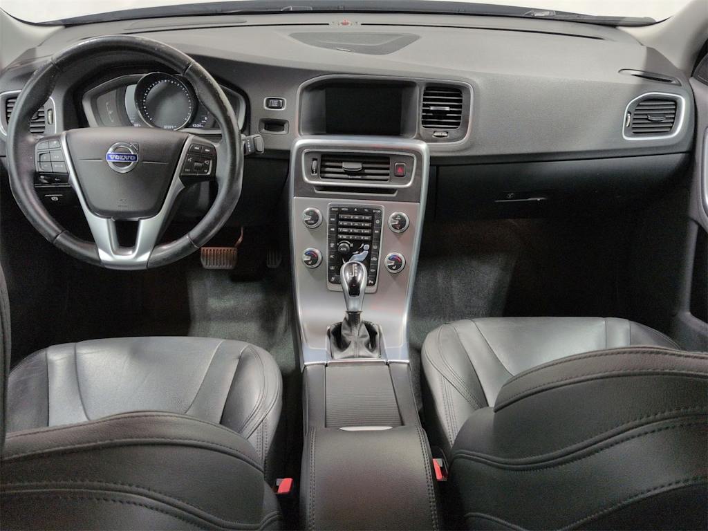 Thumbnail: 2017 Volvo S60 - 10