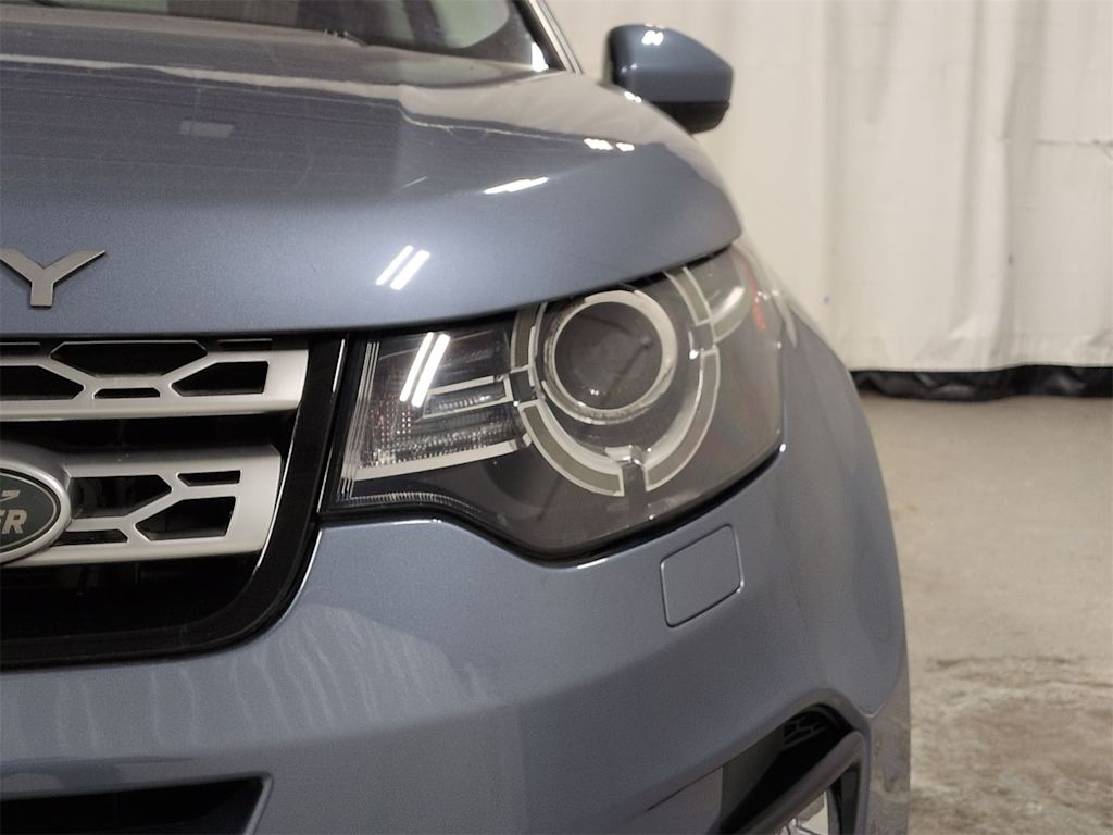 Thumbnail: 2018 Land Rover Discovery Sport - 24