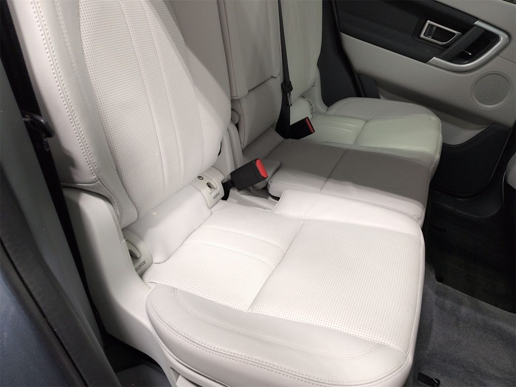 Thumbnail: 2018 Land Rover Discovery Sport - 28