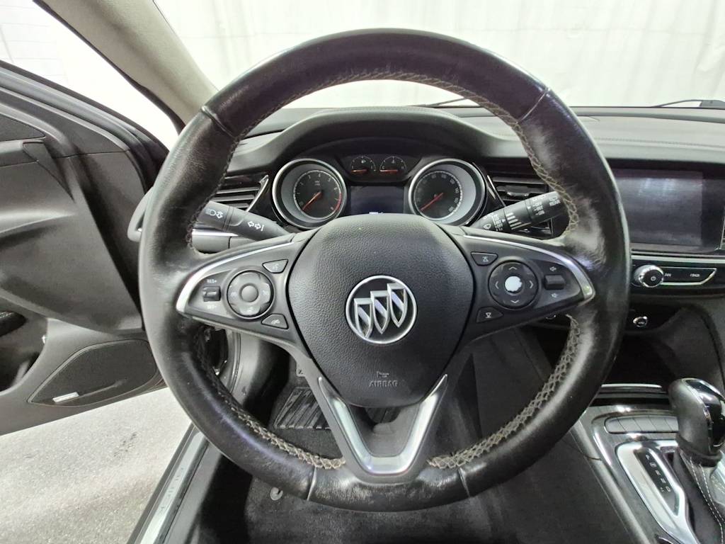 Thumbnail: 2018 Buick Regal - 13