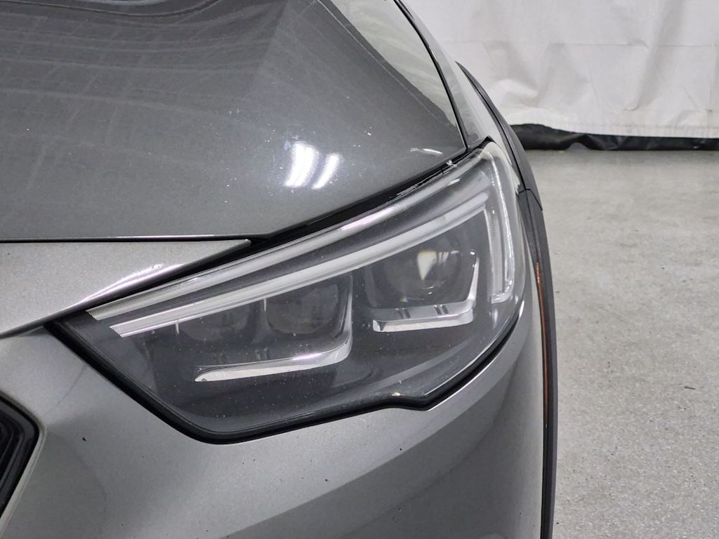 Thumbnail: 2018 Buick Regal - 25