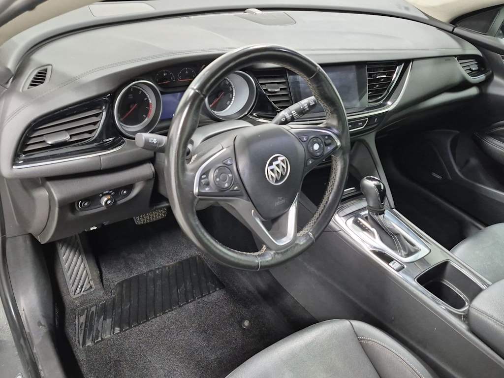Thumbnail: 2018 Buick Regal - 2