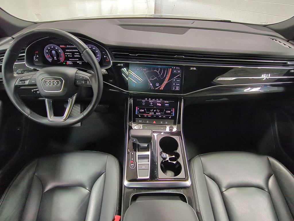 Thumbnail: 2019 Audi Q8 - 10