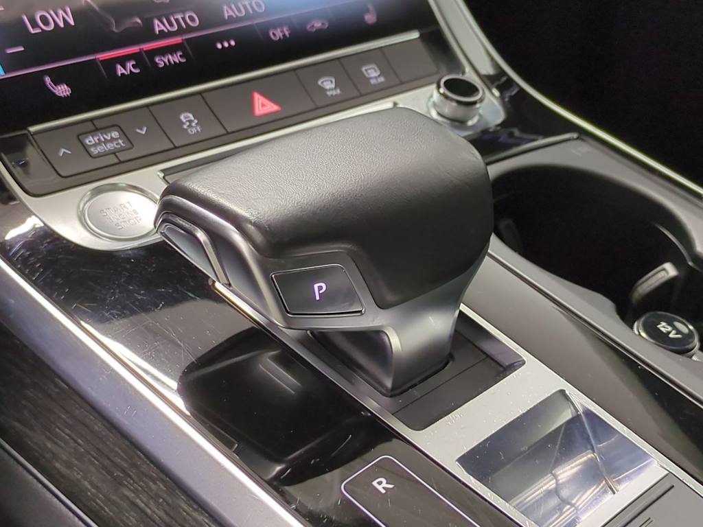 Thumbnail: 2019 Audi Q8 - 34