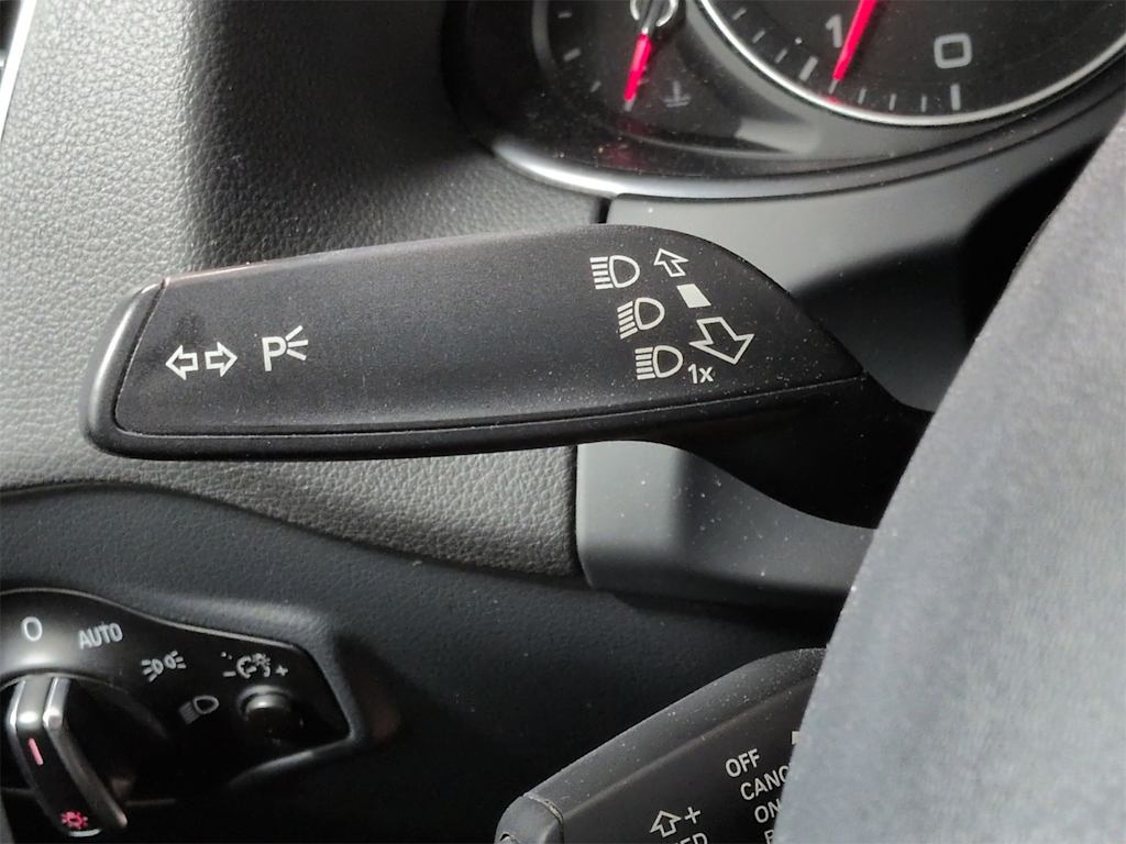 Thumbnail: 2014 Audi Q5 - 35