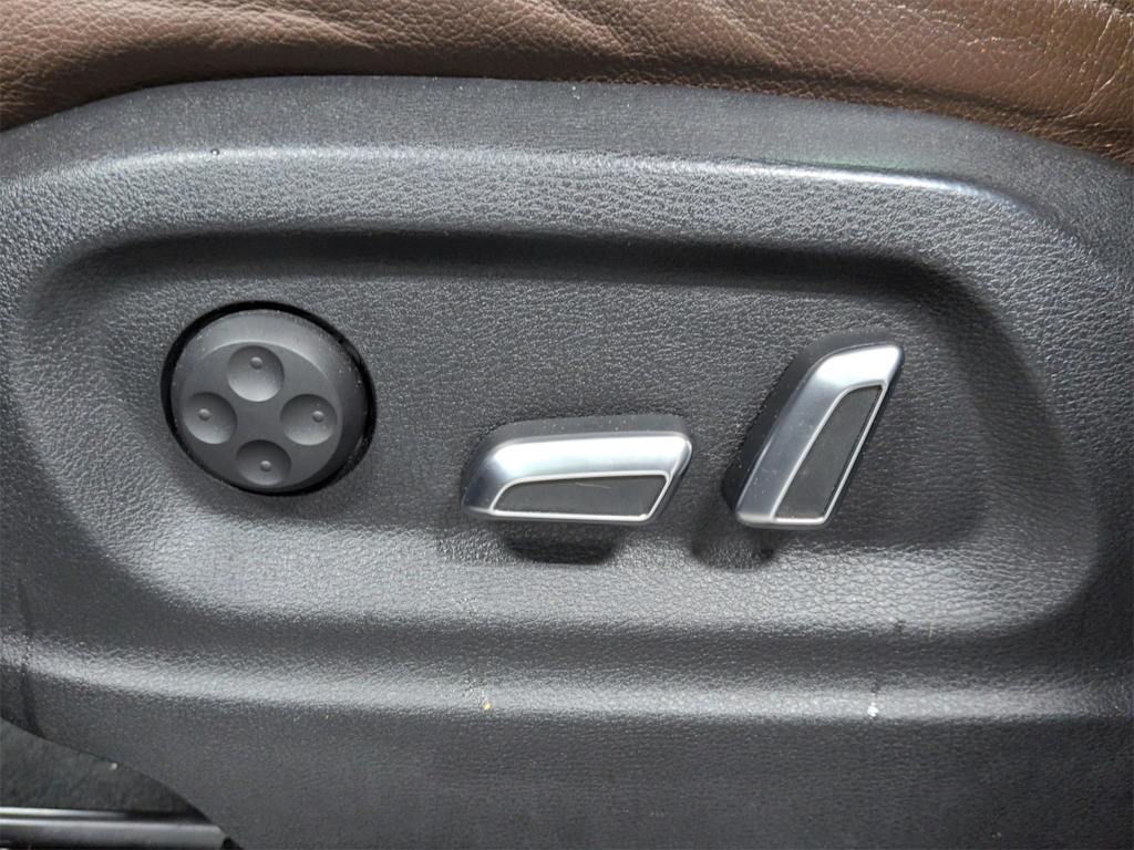 Thumbnail: 2014 Audi Q5 - 27