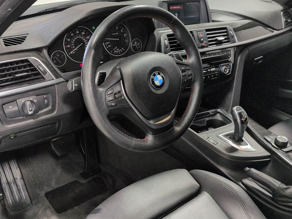Thumbnail: 2018 BMW 3 Series - 2
