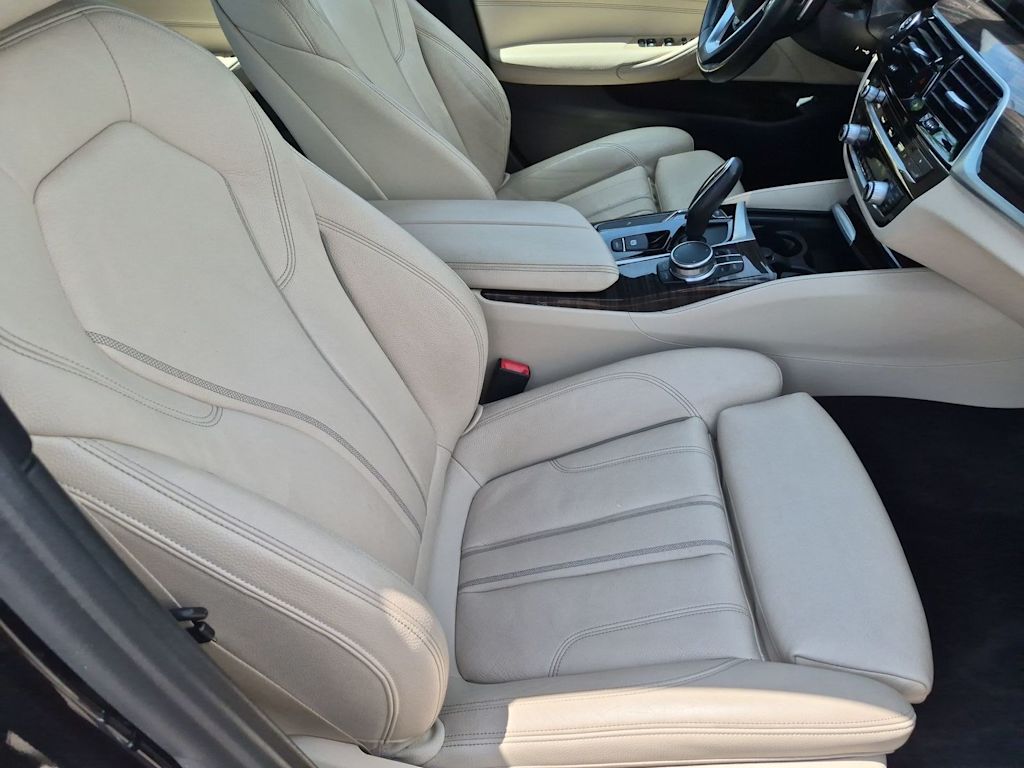 Thumbnail: 2017 BMW 5 Series - 28