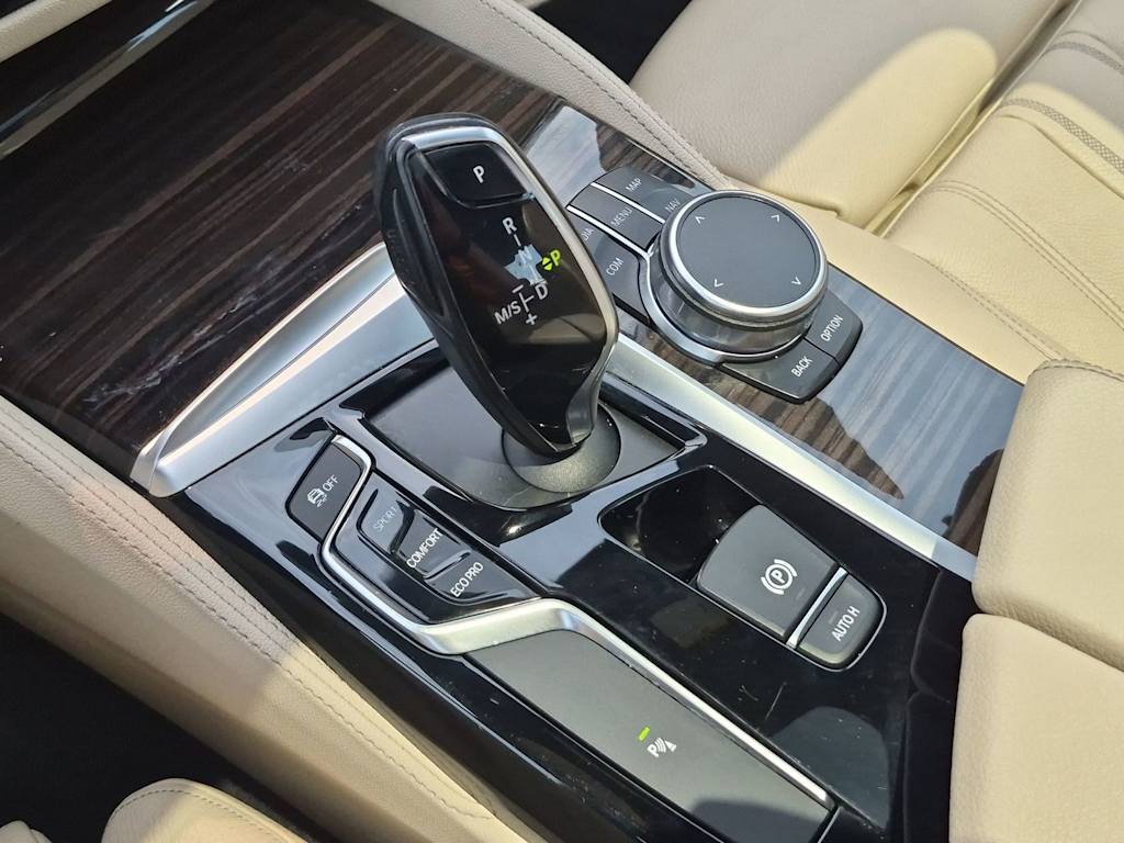 Thumbnail: 2017 BMW 5 Series - 14