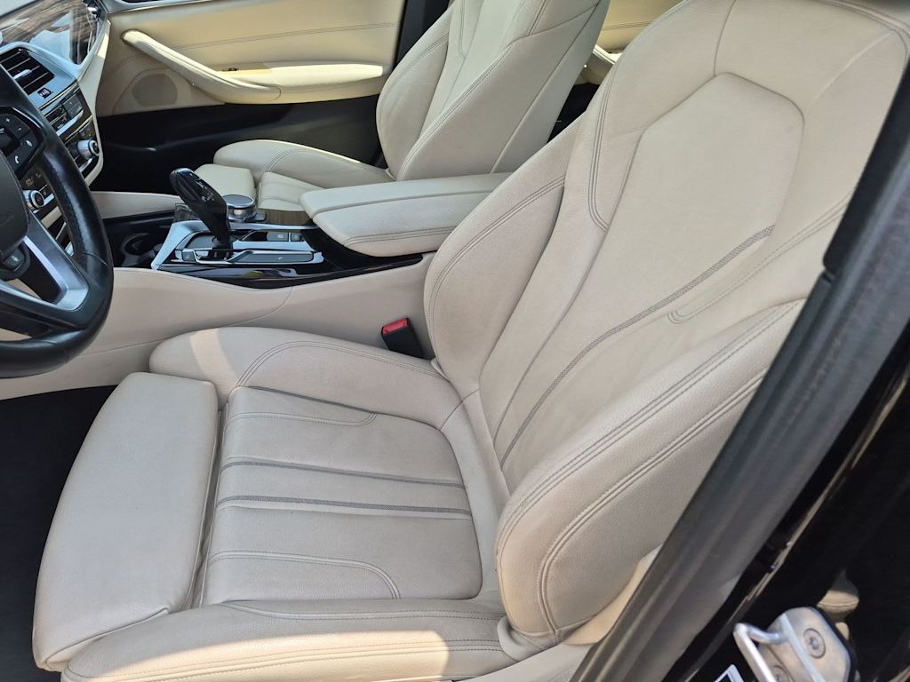 Thumbnail: 2017 BMW 5 Series - 10