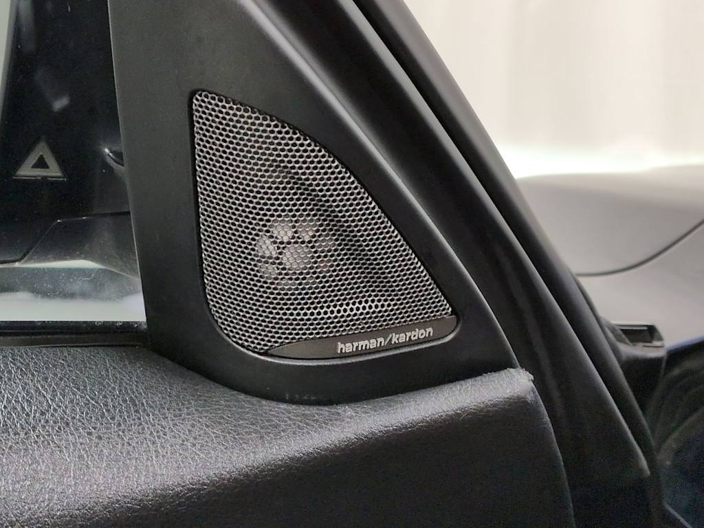 Thumbnail: 2018 BMW M3 - 34