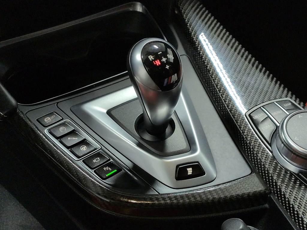 Thumbnail: 2018 BMW M3 - 16