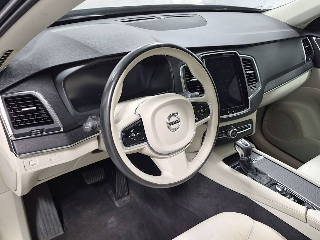 Thumbnail: 2020 Volvo XC90 - 2