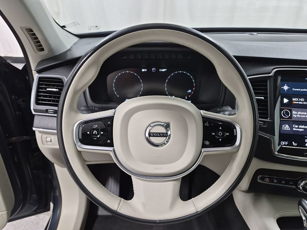 Thumbnail: 2020 Volvo XC90 - 14