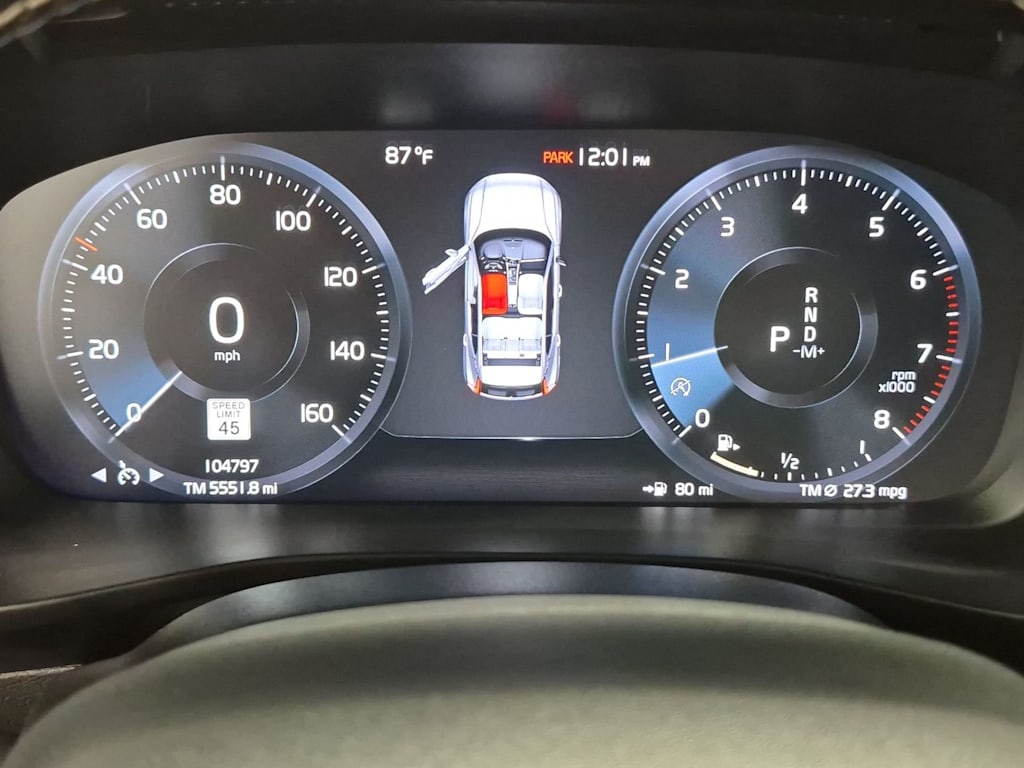 Thumbnail: 2019 Volvo XC40 - 38