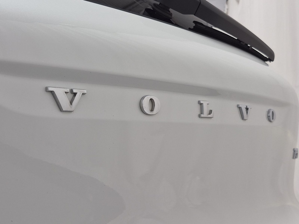 Thumbnail: 2019 Volvo XC40 - 7