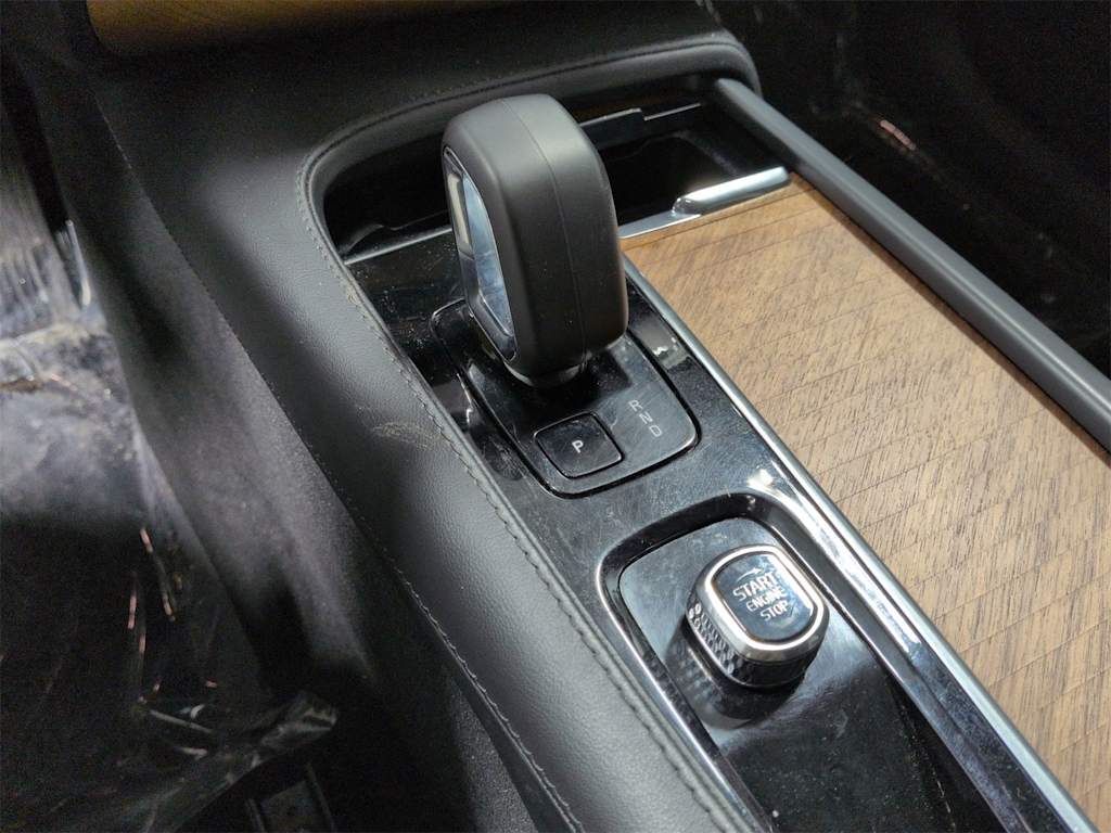 Thumbnail: 2024 Volvo XC90 - 16