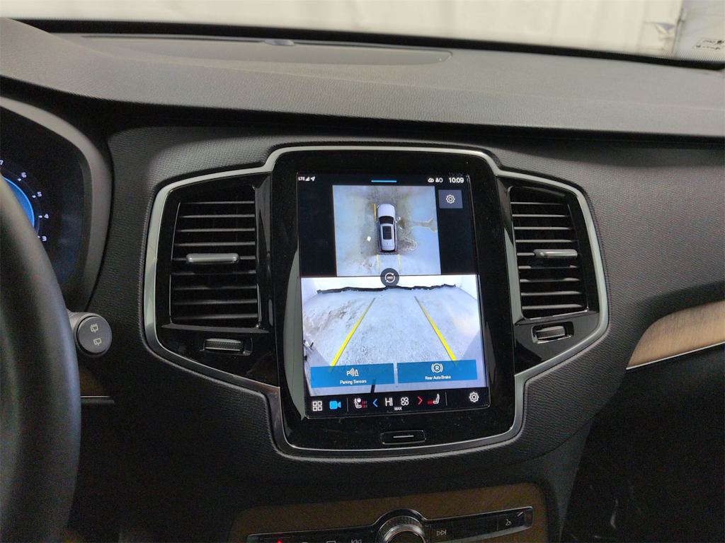 Thumbnail: 2024 Volvo XC90 - 36